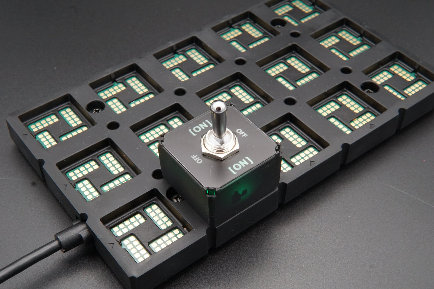 Large Toggle Switch (Beta)