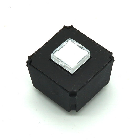 1 Key Module with white button, customizable label, and green LED backlight on white background in isometric view – modular sim racing and flight sim button box control.