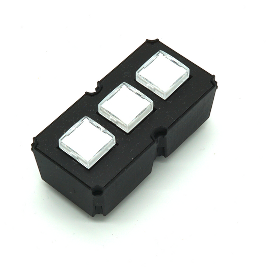 3 Keys Module with three white buttons, customizable labels, and green LED backlight on white background in isometric view – modular sim racing and flight sim button box control.